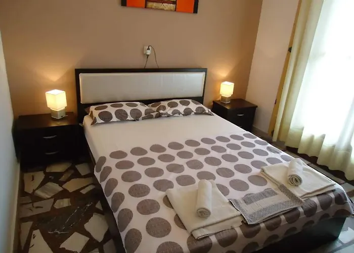 アパートホテル Lainis