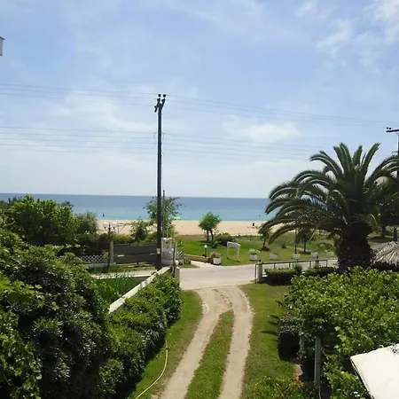 Apart-hotel Lainis Torone