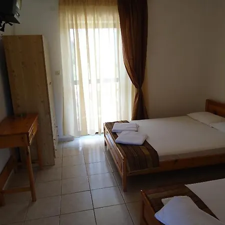 Lainis * Торони