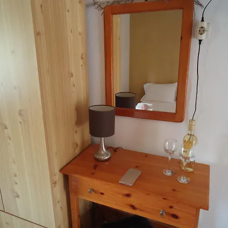 Lainis * Торони