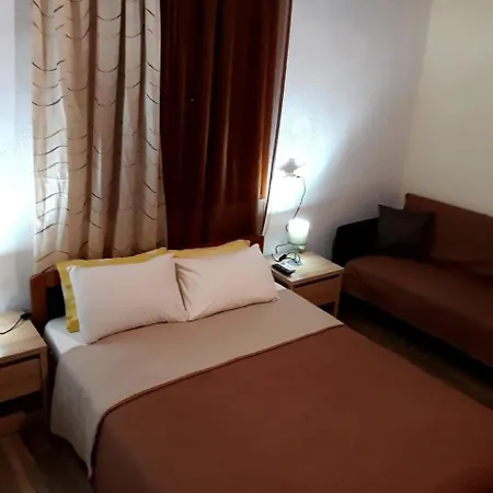 Lainis Apart-hotel Torone